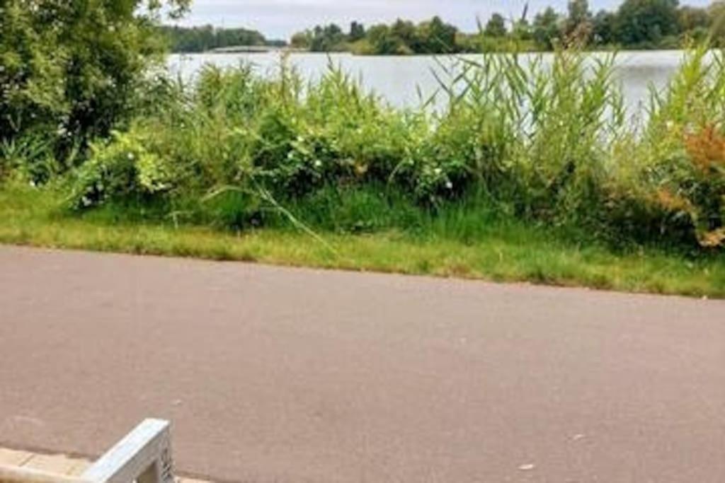 Zentrale Ferienwohnung - Direkt Am See Und Schloss Schwerin  Zewnętrze zdjęcie